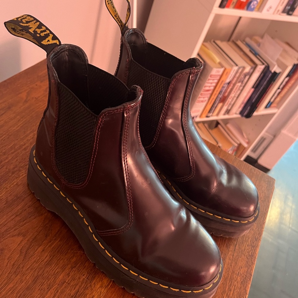 Size 8 Burgundy Women’s Doc Martens Chelsea Boots.